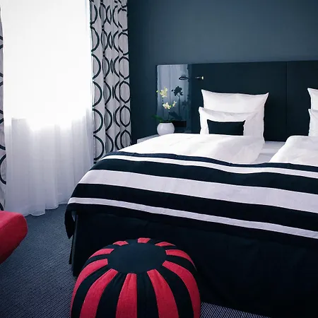 Hotel Vienna House By Wyndham Andel's 4*