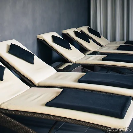 Hotel Vienna House By Wyndham Andel's 4*