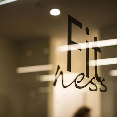 Hotel Vienna House By Wyndham Andel's 4*